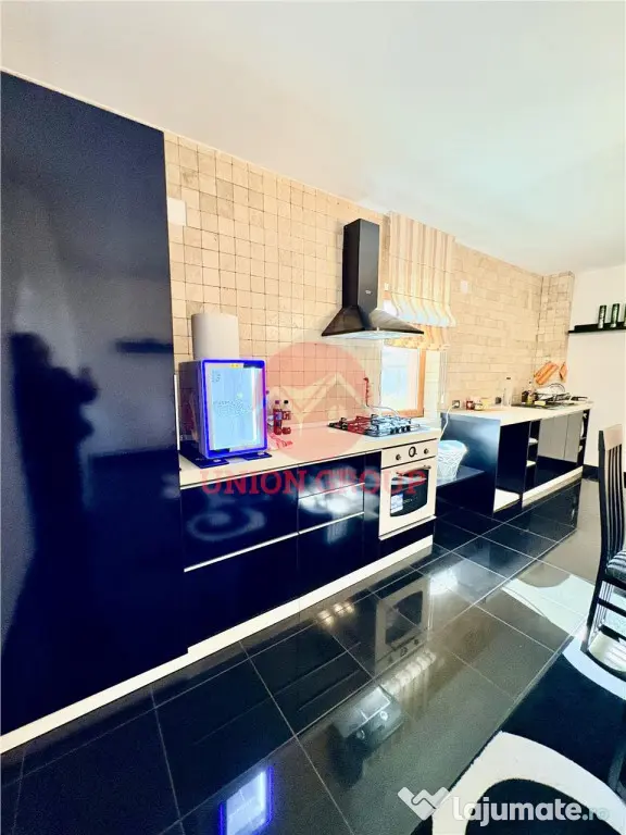 Apartament 3 Camere Decomandat de #206;nchiriat Anda - Constanta (Constanta)