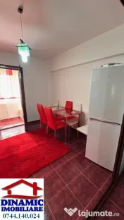 Apartament 3 camere, decomandat, 80 mp – parter înalt – 490 €/lună