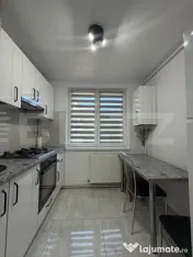 Apartament 2 camere, etaj 2, la cheie, zona Centrala