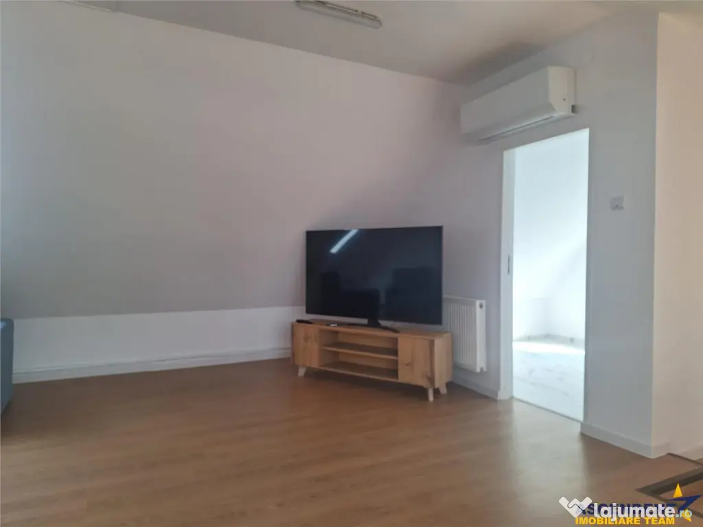 Resedinta spatiu profesional de inchiriat, Ghimbav – Centra - Brasov (Brasov)