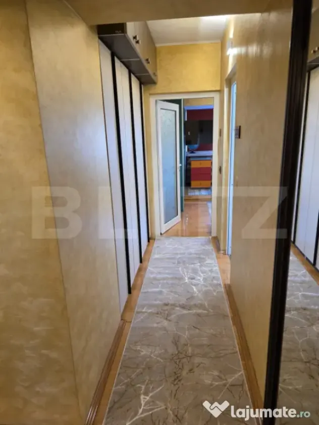 Apartament 4 camere, 100 mp, parcare privata, zona Ultracent - Craiova (Dolj)