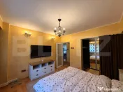 Apartament 4 camere, 100 mp, parcare privata, zona Ultracent 
