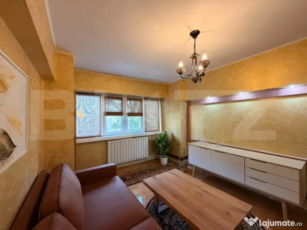 Apartament 4 camere, 100 mp, parcare privata, zona Ultracent - Craiova (Dolj)