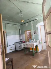 Casa de vanzare In Uioara de jos 