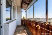 Apartament 2 camerel, bloc V8, Zona 6 Vânători.