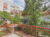 Apartament cu mansardă și garaj de vânzare în zona Domenii 