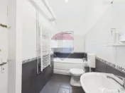 Apartament cu mansardă și garaj de vânzare în zona Domenii 