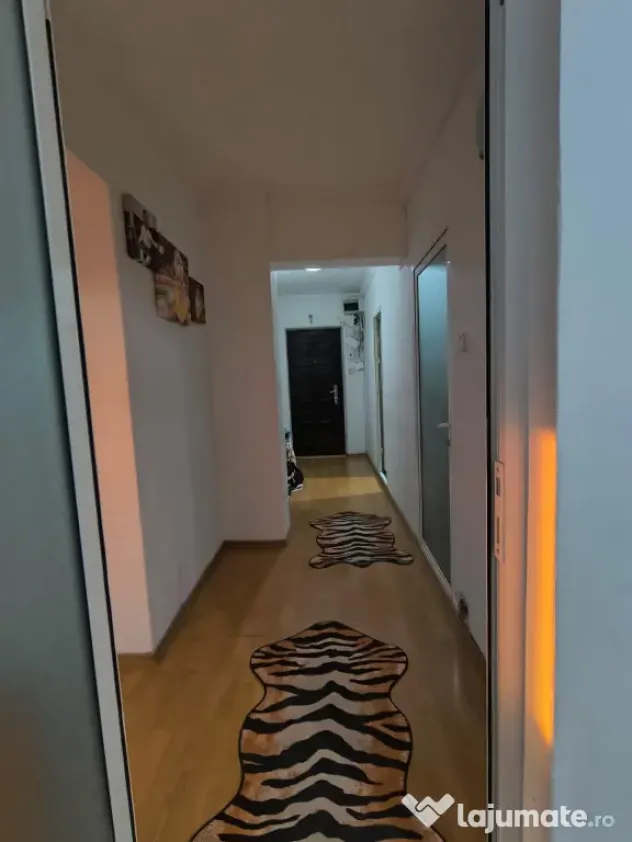 Apartament 4 camere decomandat | Trocadero | 3 dormitoare | - Constanta (Constanta)
