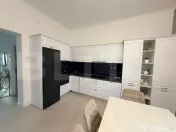 Casă cu 5 camere și teren de 500 mp – spațioasă, ideal 