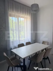 Casă cu 5 camere și teren de 500 mp – spațioasă, ideal 
