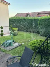 Casă cu 5 camere și teren de 500 mp – spațioasă, ideal 