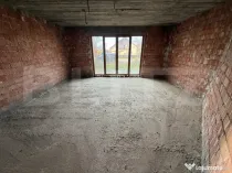 Casa cu 7 camere, 250 mp, zona Mesteacan (Halmeu)