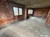 Casa cu 7 camere, 250 mp, zona Mesteacan (Halmeu) 