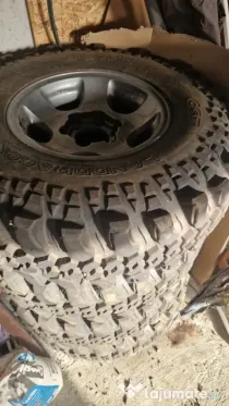 Cauciucuri OFF ROAD cu jante orig. TOYOTA profil "SIMEX" 35x10.5R16