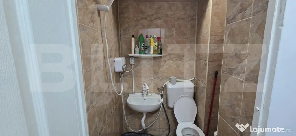 Garsoniera de vanzare, 13 mp, zona Soarelui - Satu Mare (Satu-Mare)