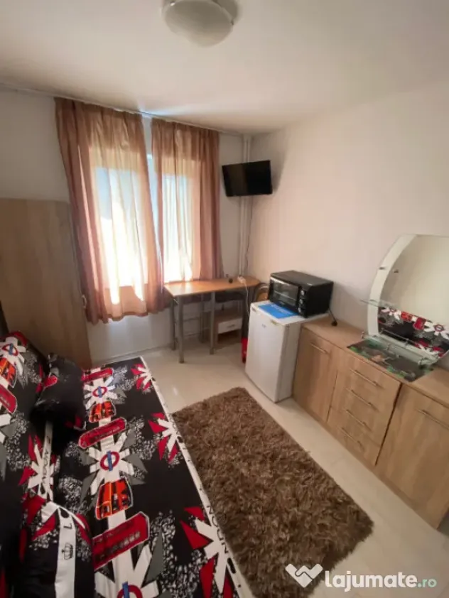 Garsonieră, de închiriat, termen lung, situată în zona I - Constanta (Constanta)