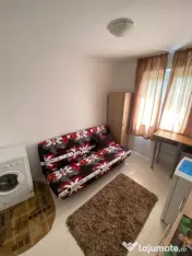 Garsonieră, de închiriat, termen lung, situată în zona I 