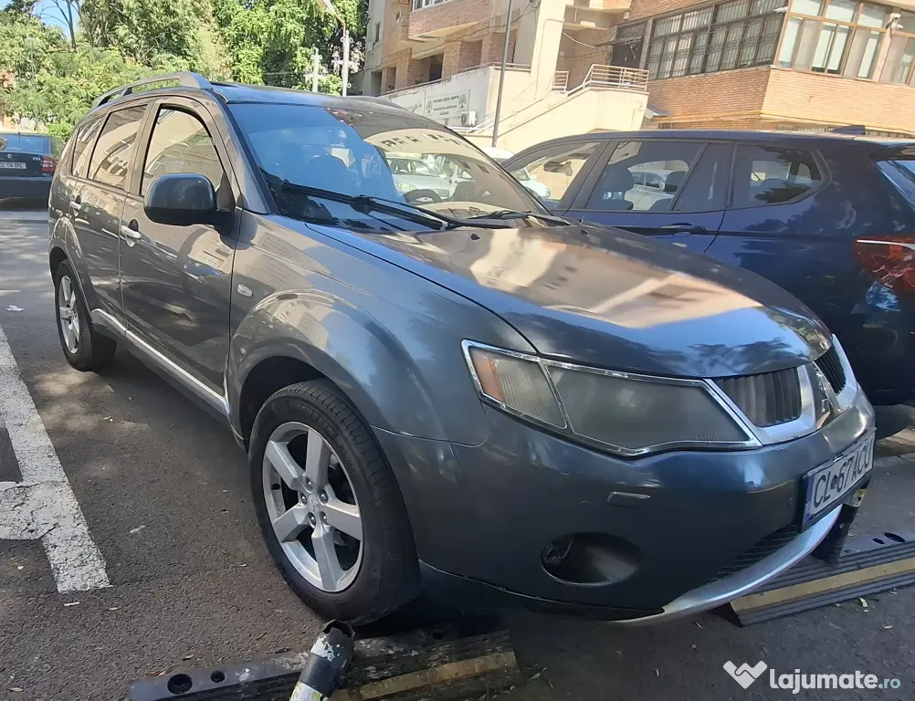 Vand Mitsubishi Outlander II