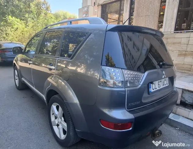 Vand Mitsubishi Outlander II