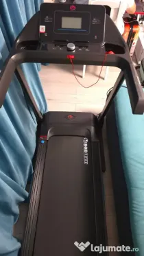 Vand banda de alergare BodyFit A1800