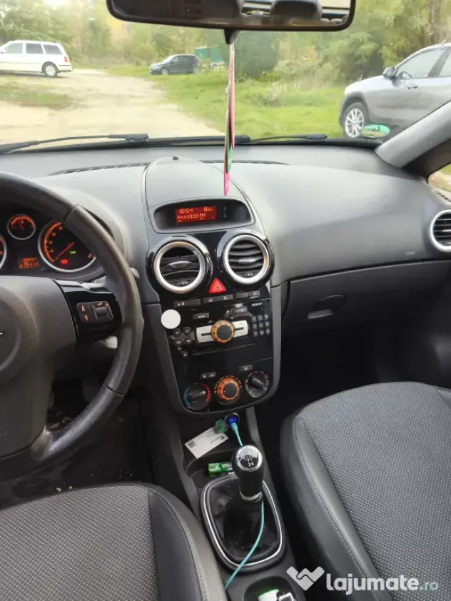 Opel Corsa D 2008 1.2benzina