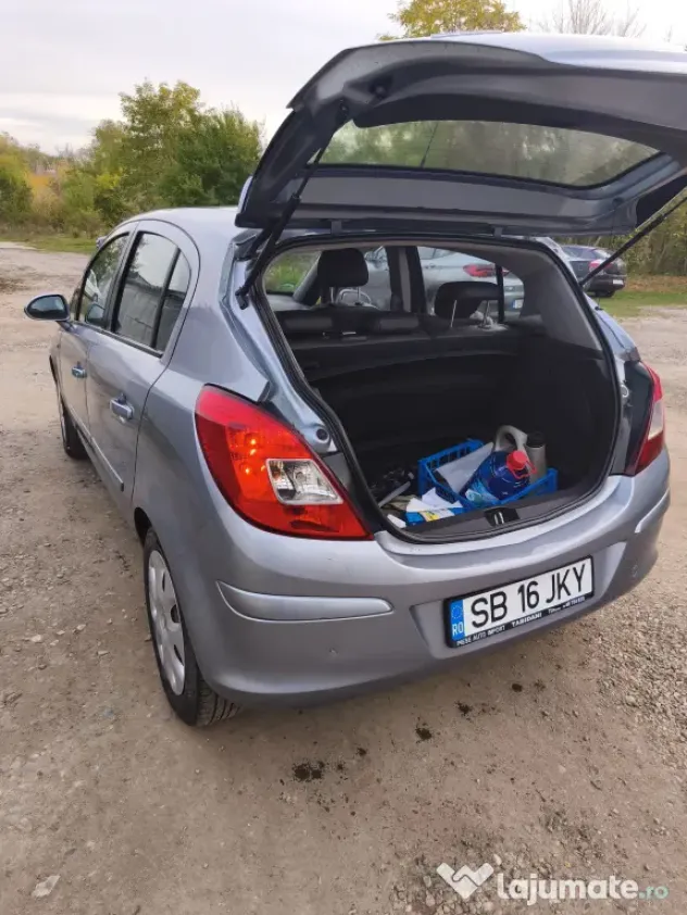 Opel Corsa D 2008 1.2benzina