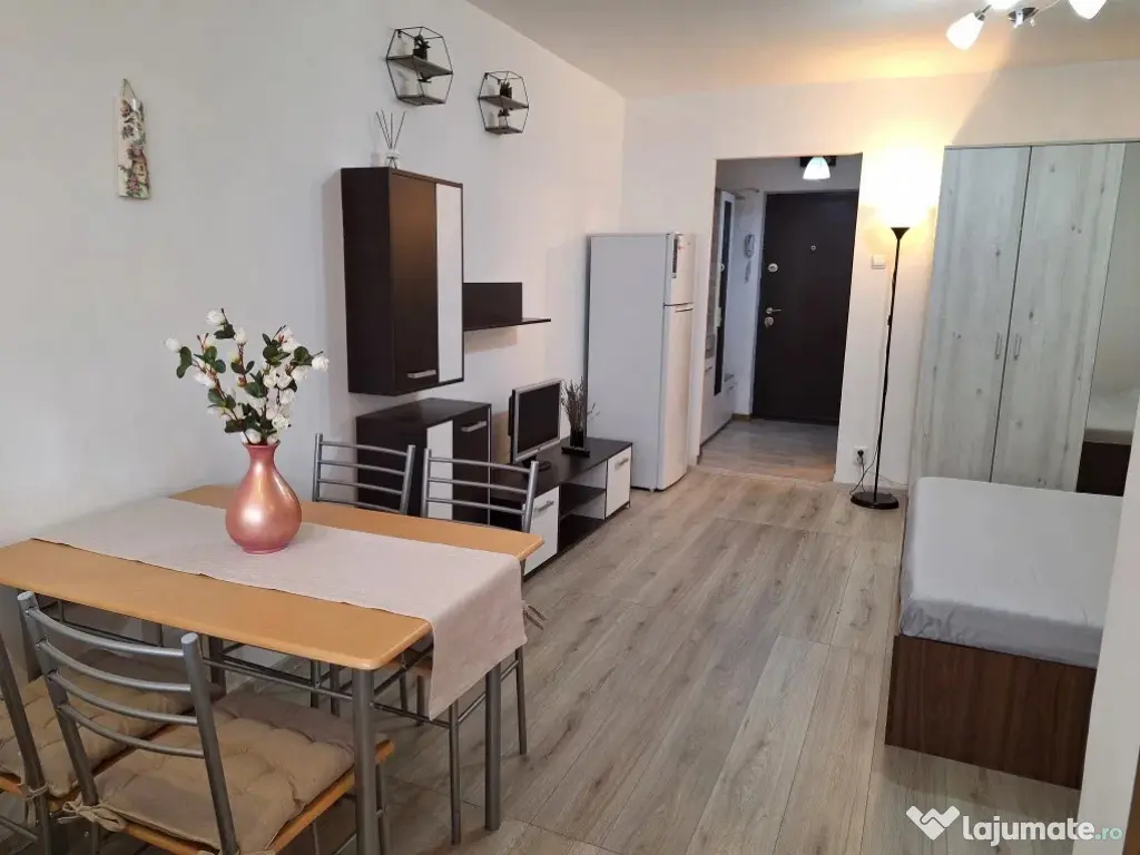 Iancului semidecomandat etaj 6 - Bucuresti (Bucuresti-Ilfov)
