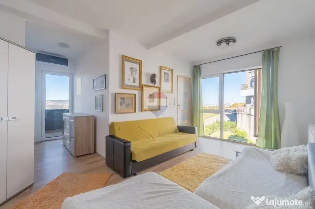 Apartament cu 1.5 camere de vanzare, 40 mp + terasa 12mp, Parcare - Cluj-Napoca (Cluj)