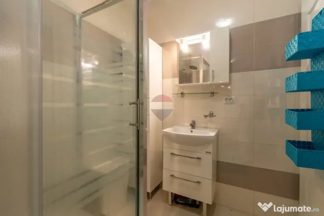 Apartament cu 1.5 camere de vanzare, 40 mp + terasa 12mp, Parcare - Cluj-Napoca (Cluj)
