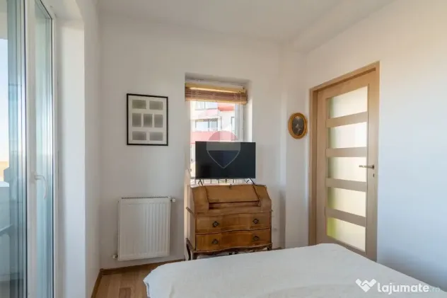 Apartament cu 1.5 camere de vanzare, 40 mp + terasa 12mp, Parcare - Cluj-Napoca (Cluj)