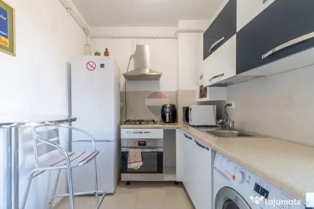 Apartament cu 1.5 camere de vanzare, 40 mp + terasa 12mp, Parcare - Cluj-Napoca (Cluj)