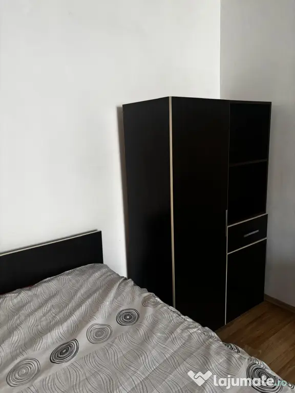 Set mobila - dormitor tineret complet - pat cu ladă, dulap, birou și comodă