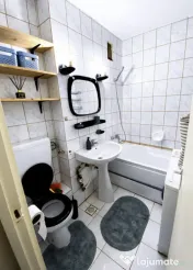 Apartament cu o cameră, renovat modern, mobilat utilat