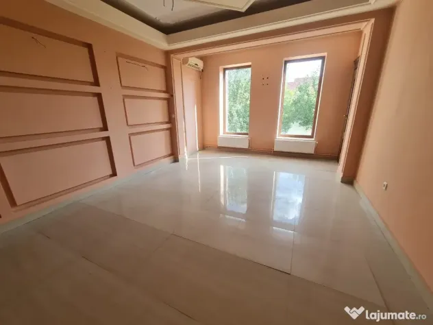 Proprietate de Lux în Arcașilor | 3 Corpuri de Clădire, 821mp - Galati (Galati)