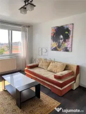 Gheorghe Lazar - Etaj intermediar cu LIFT - Decomandat - Cen