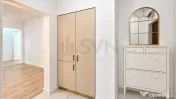 Apartament 3 camere I Prima I Vedere Mixta I Complet mobilat 