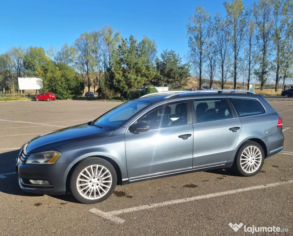 VW Passat B7 Variant 2.0 TDI DSG Highline - Carte Service & Facturi