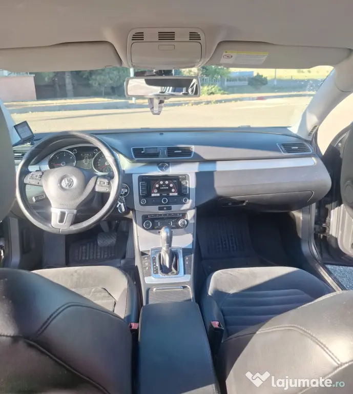 VW Passat B7 Variant 2.0 TDI DSG Highline - Carte Service & Facturi