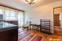 Apartament cu 3 camere de vânzare în zona Obor