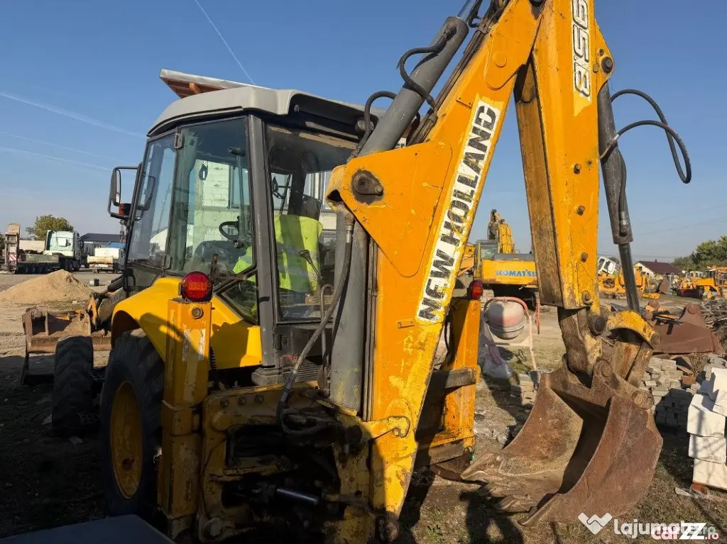 Cutie de viteze buldoexcavator New Holland LB95 B piese - Seini (Maramures)