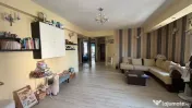 Apartament 3 camere cu 3 balcoane loc de parcare bloc nou Compozitorilor 