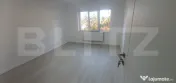 Apartament cu 2 camere semidecomandat, renovat, nemobilat i 