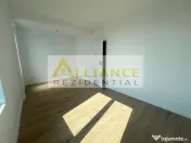 Duplex - 3 camere -2 bai-400 M de STV 
