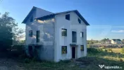 Casă P+1+M în construcție, teren 737 mp, Pielești, vis-a