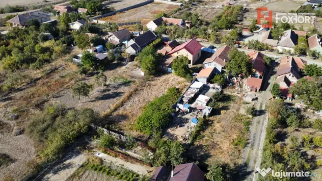 Casa individuala la rosu, intabulata - Uliuc - Sacosu Turces - Uliuc (Timis)