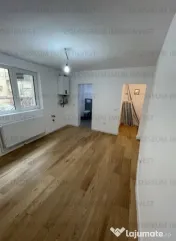 Doua garsoniere cu intrare separată | Curte și terasă | Zona Schei 