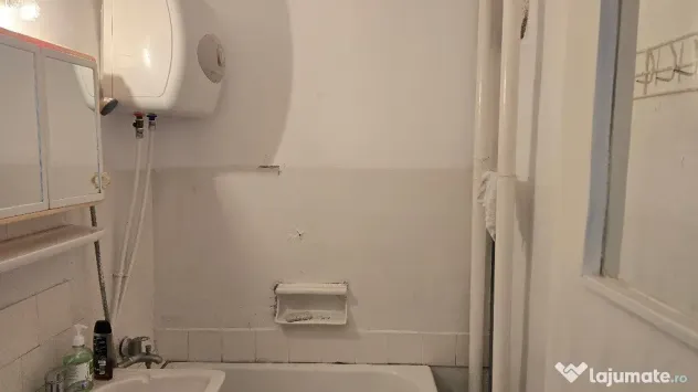 Vand garsoniera decomandata in Deva, zona Dacia, 21 mp etaj 3 - Deva (Hunedoara)