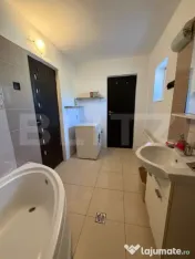 Casă de vânzare, ideală pentru familie, cu curte și gră