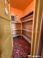 Casă de vânzare, ideală pentru familie, cu curte și gră