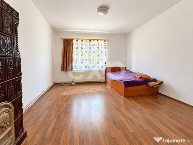 Casa Individuala, 300mp curte, Dublu front, in oras Parcare - Brasov (Brasov)